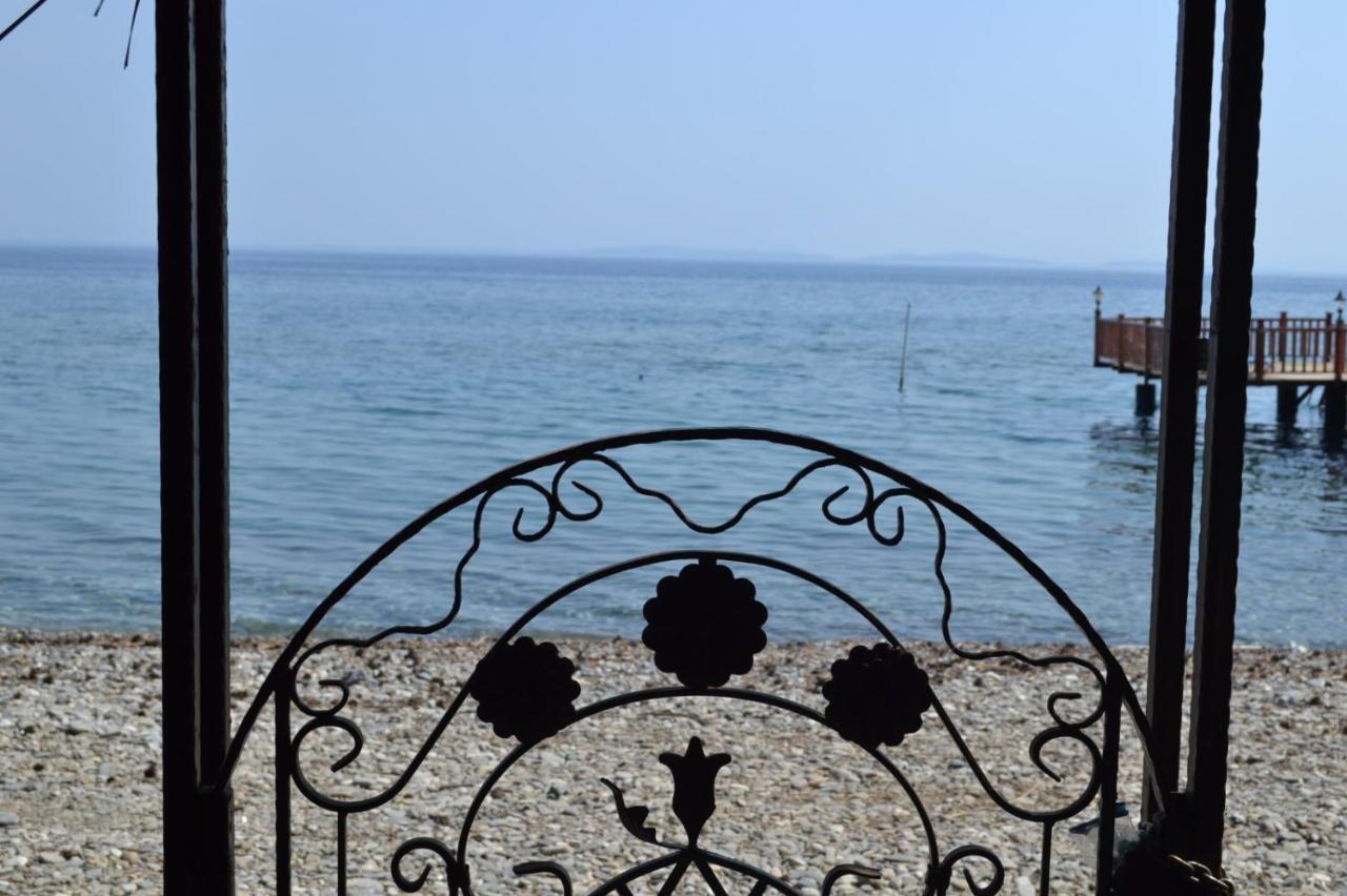 Kervan Tatil Koeyue Едремит Екстериор снимка