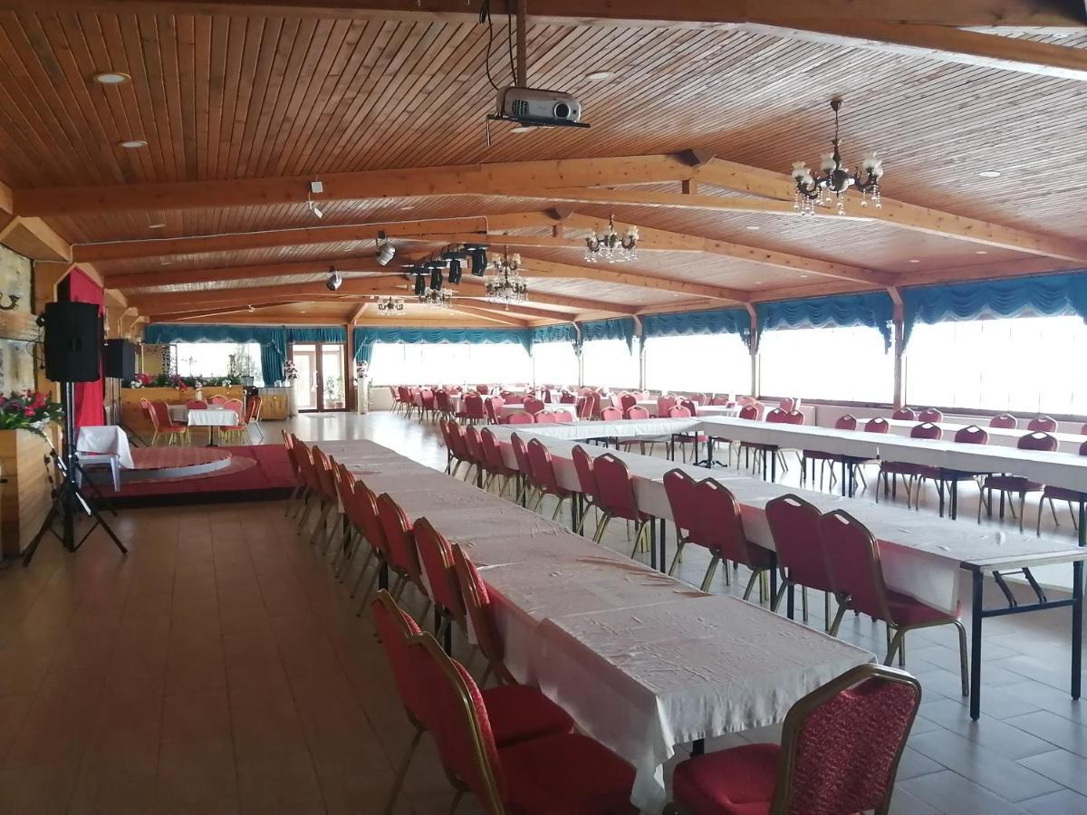 Kervan Tatil Koeyue Едремит Екстериор снимка