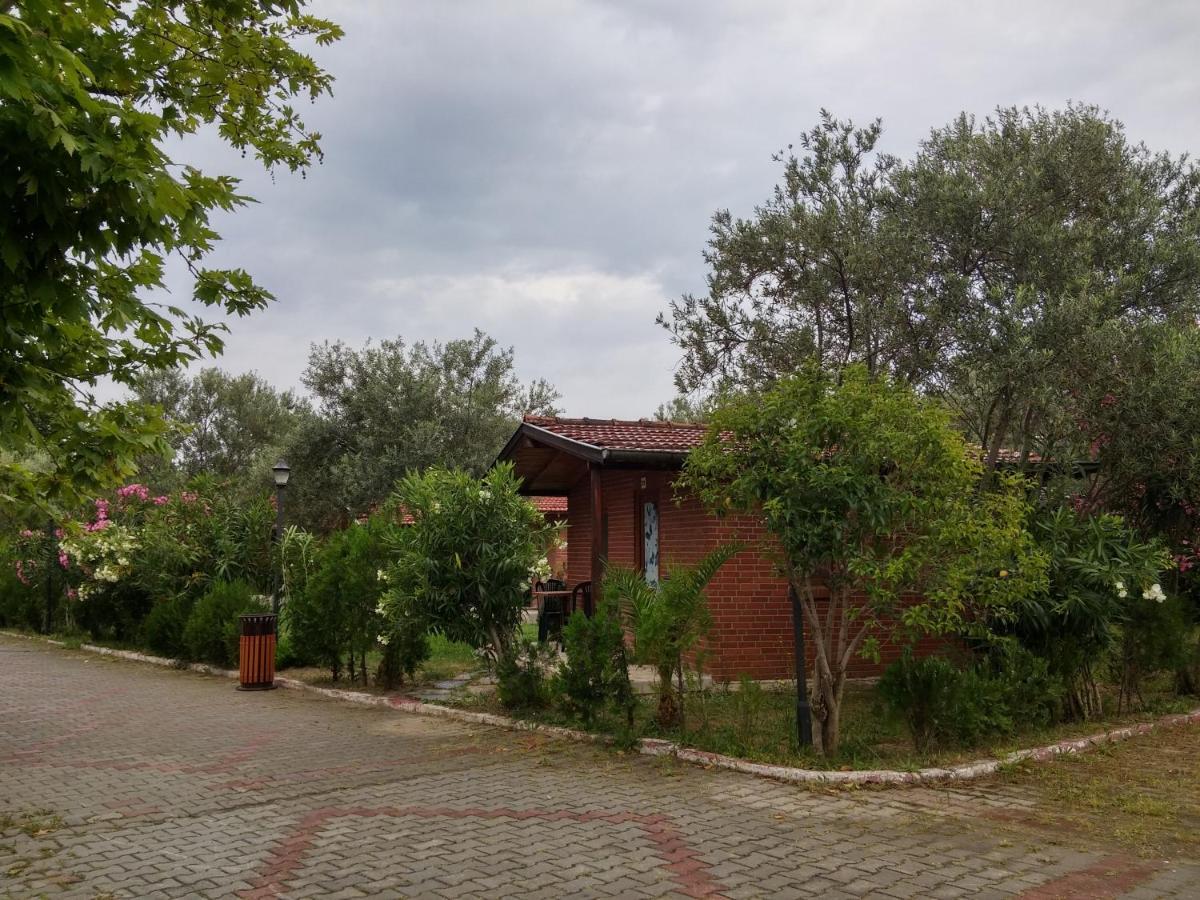 Kervan Tatil Koeyue Едремит Екстериор снимка