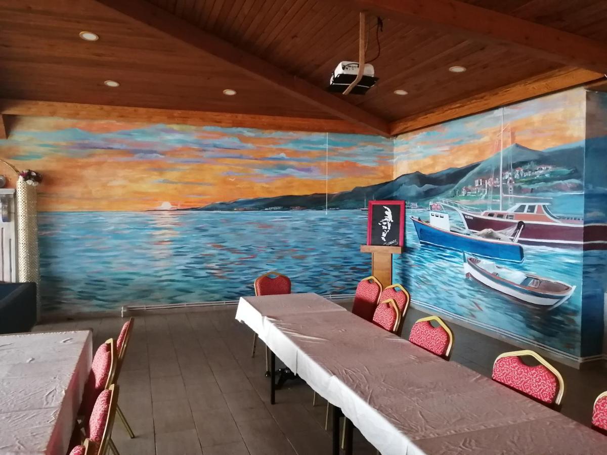 Kervan Tatil Koeyue Едремит Екстериор снимка
