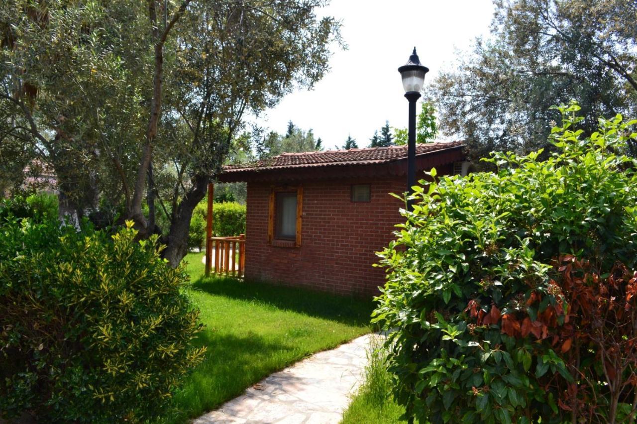 Kervan Tatil Koeyue Едремит Екстериор снимка
